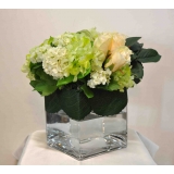 y14404 花藝設計 -小品盆花 - 四方高玻璃花器造型花藝